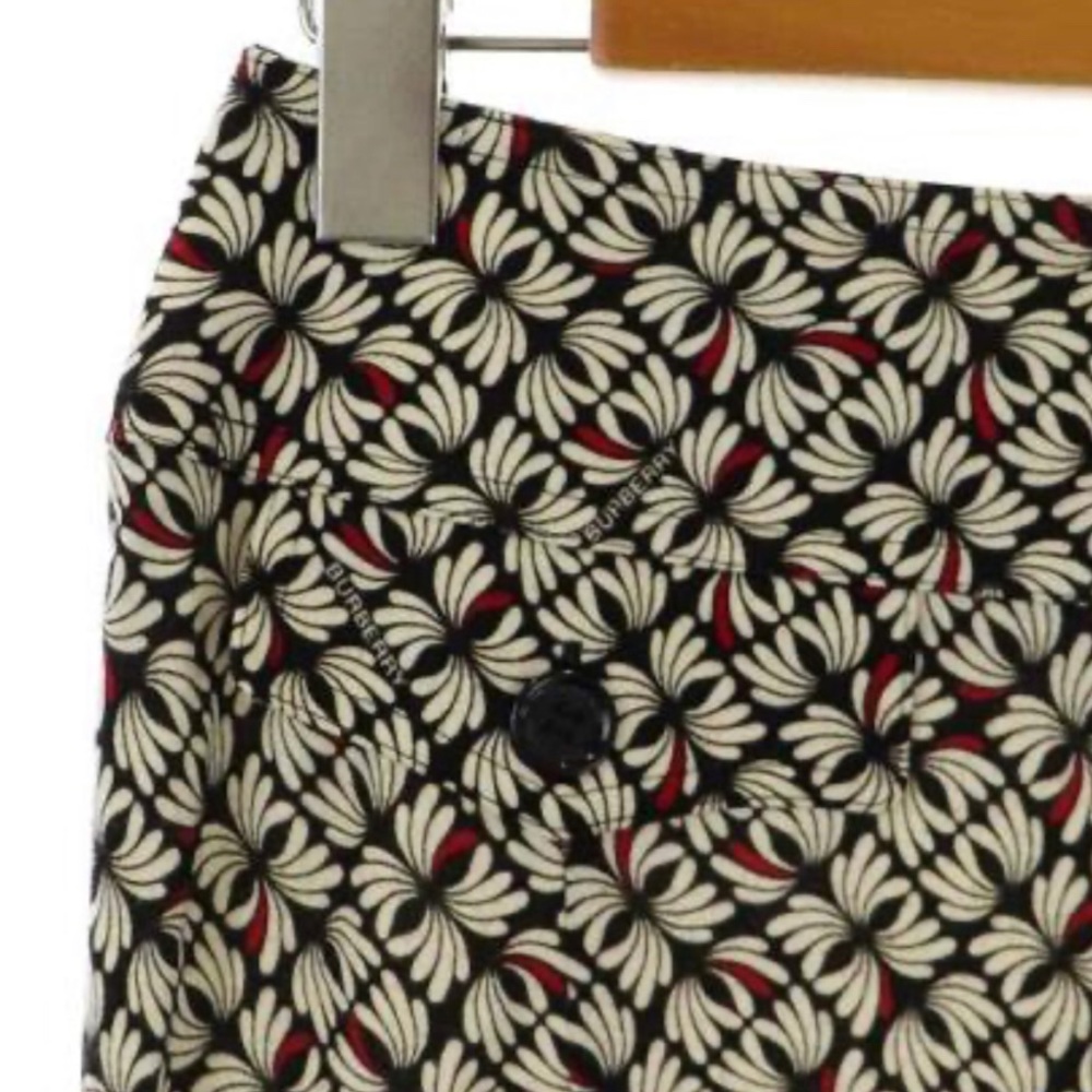 BURBERRY LONDON Flare Skirt Knee Length All Over Pattern 36 Black White small - Picture 4 of 14